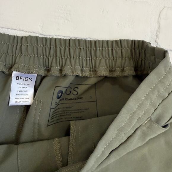FIGS Technical Collection Women's Olive Green Top and Pants Set Multipocket sz S - Picture 11 of 11